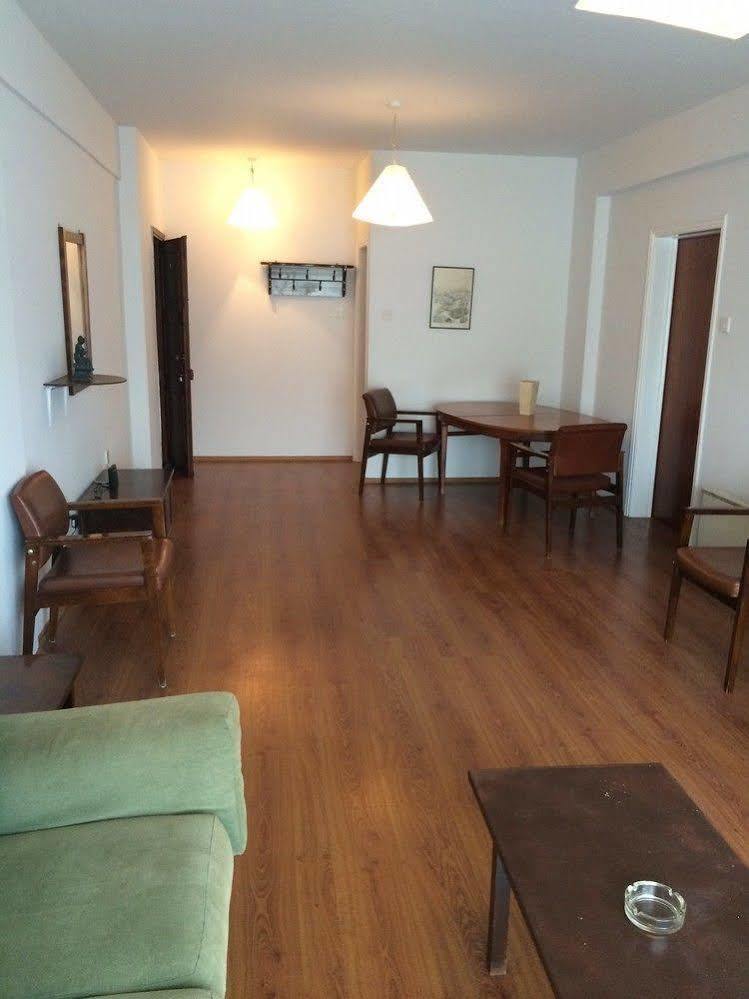 Francis Apartments Lárnaka Kültér fotó